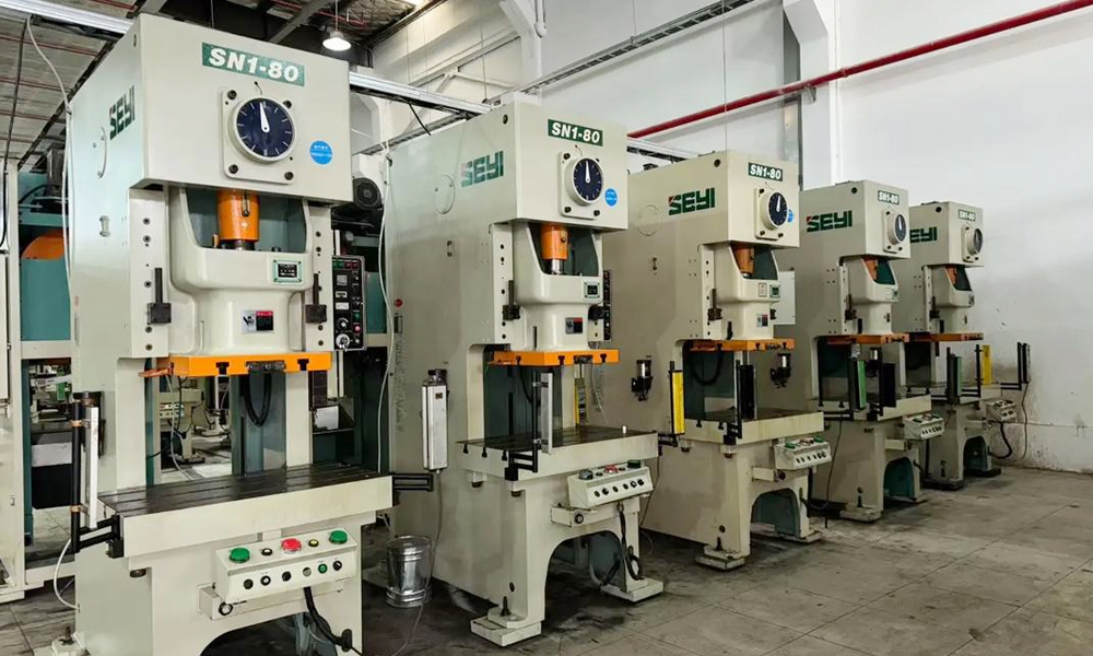 冲床搬运吊装