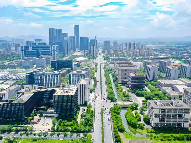 余杭设备搬运服务范围｜光伏新能源、半导体芯片、智能装备、医疗器械等工厂的设备搬迁、移位需求盘点