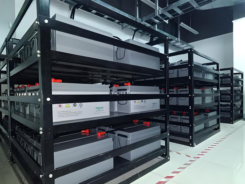 UPS电源搬运、搬迁与移位：适用场景、设备特点及规范操作流程